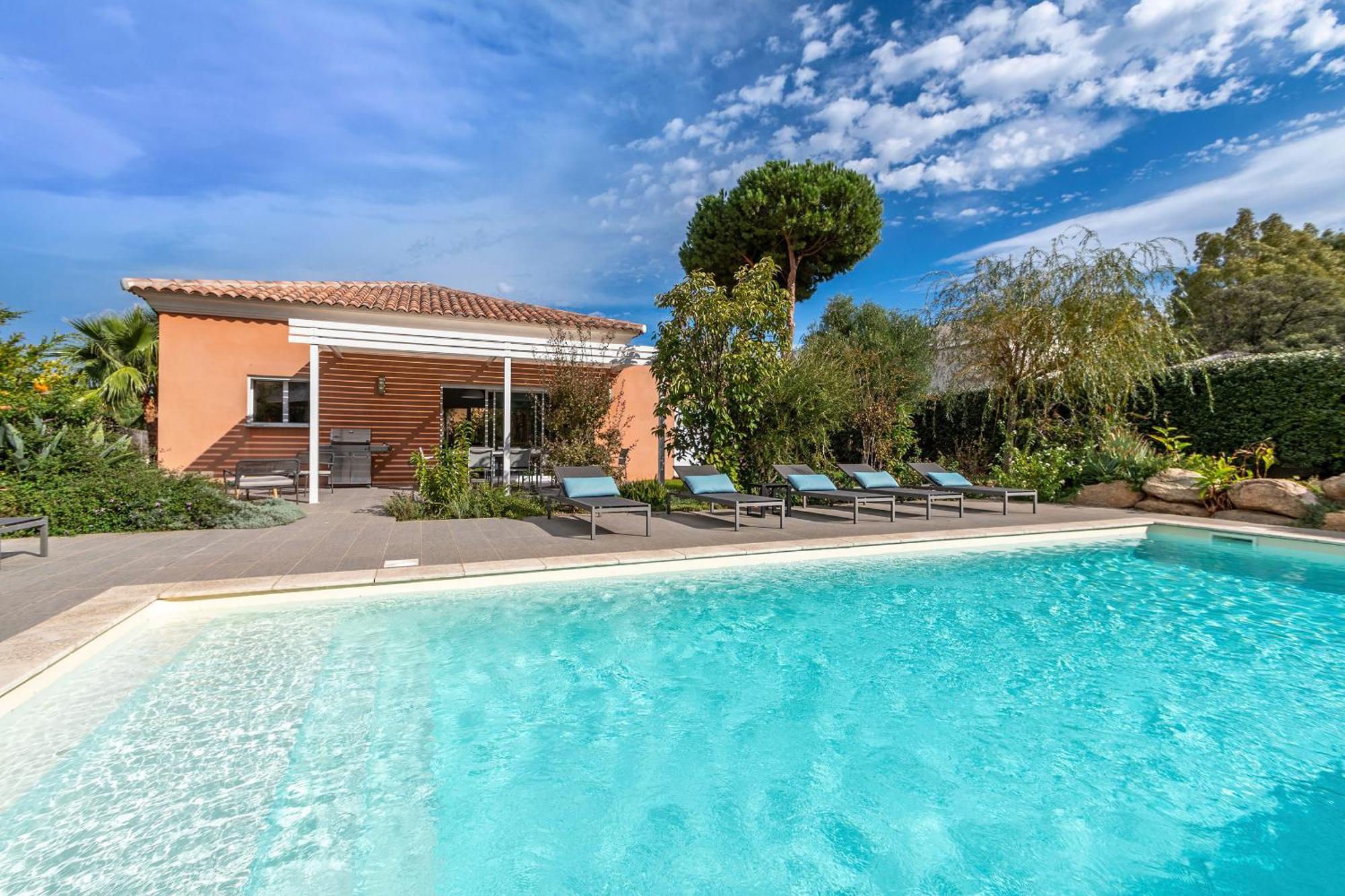 Domaine Villas Mandarine Private Pools & Spa Calvi  Exterior photo
